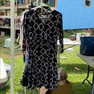 Evan Picone Black and White Long Sleeve Dress